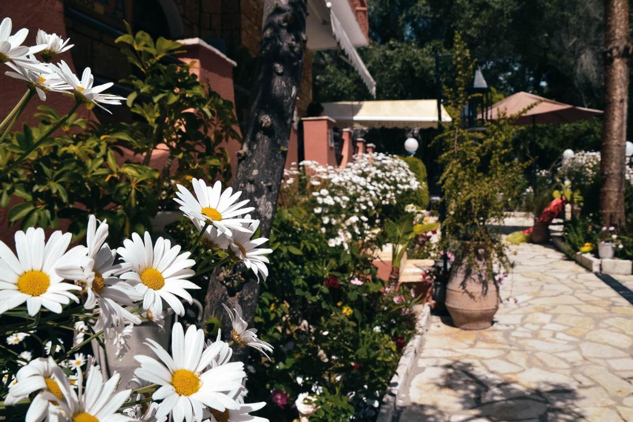 Nafsika * Parga